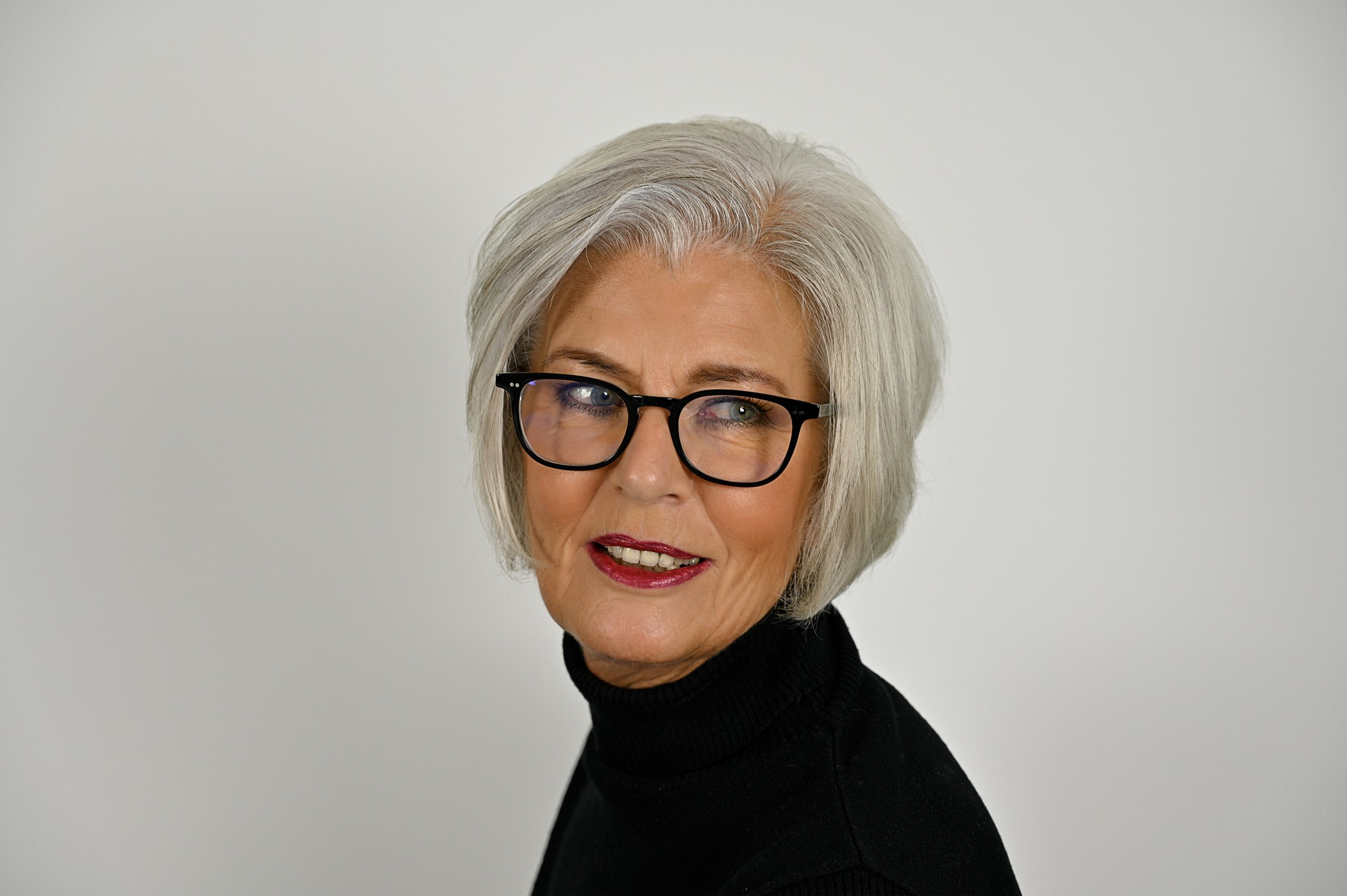 Kirsten Franke – editorial Porträt mit Brille